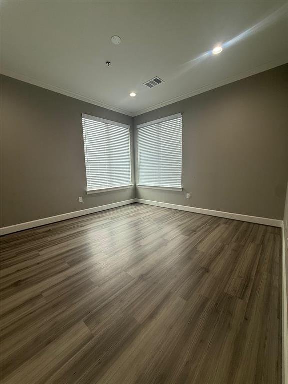 400 Stonebrook Parkway 301 Property Photo 9