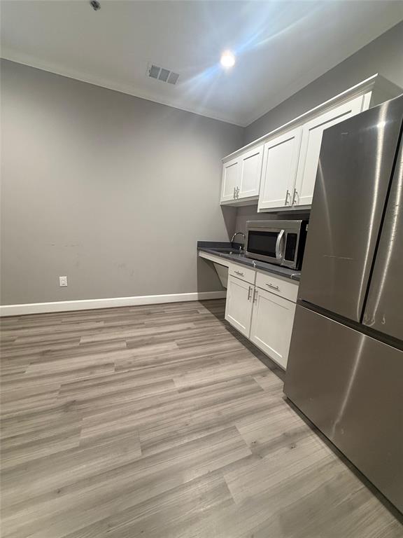 400 Stonebrook Parkway 301 Property Photo 10