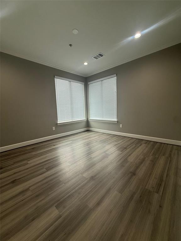 400 Stonebrook Parkway 301 Property Photo 11