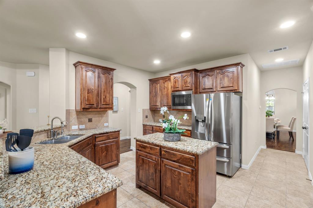 2800 Cole Castle Drive Property Photo 10