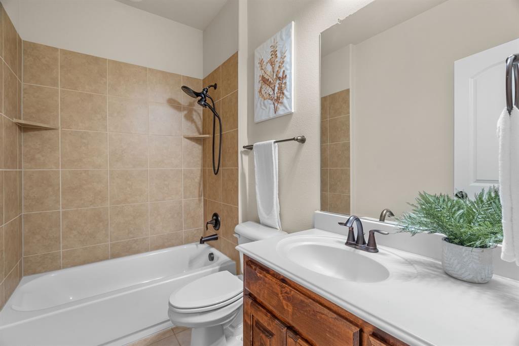 2800 Cole Castle Drive Property Photo 15