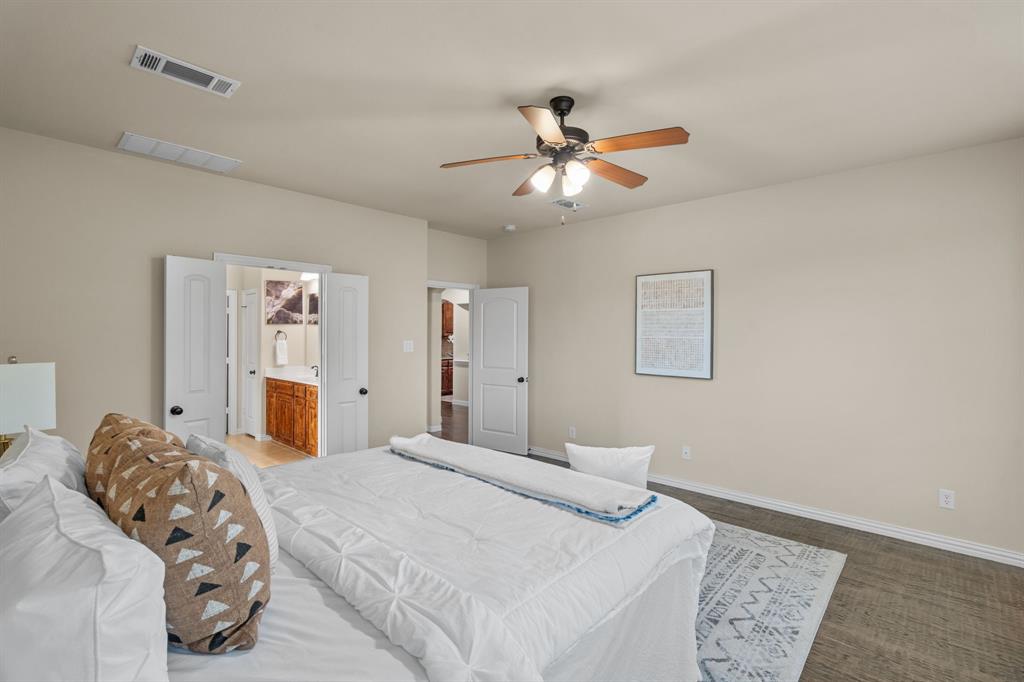 2800 Cole Castle Drive Property Photo 18