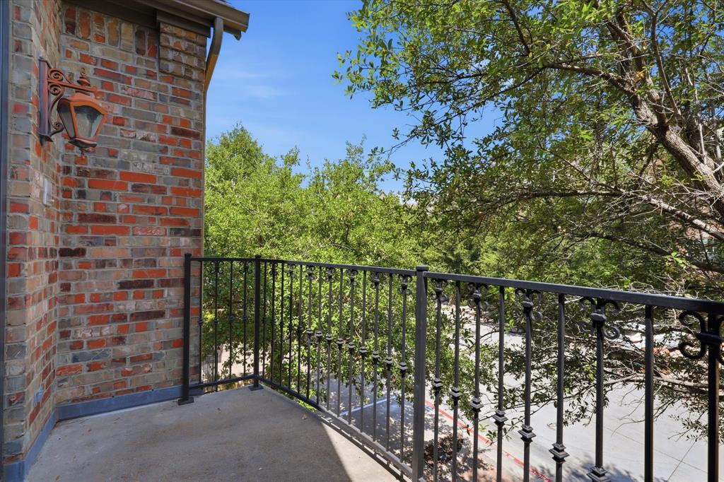748 Rockingham Drive Property Photo 23