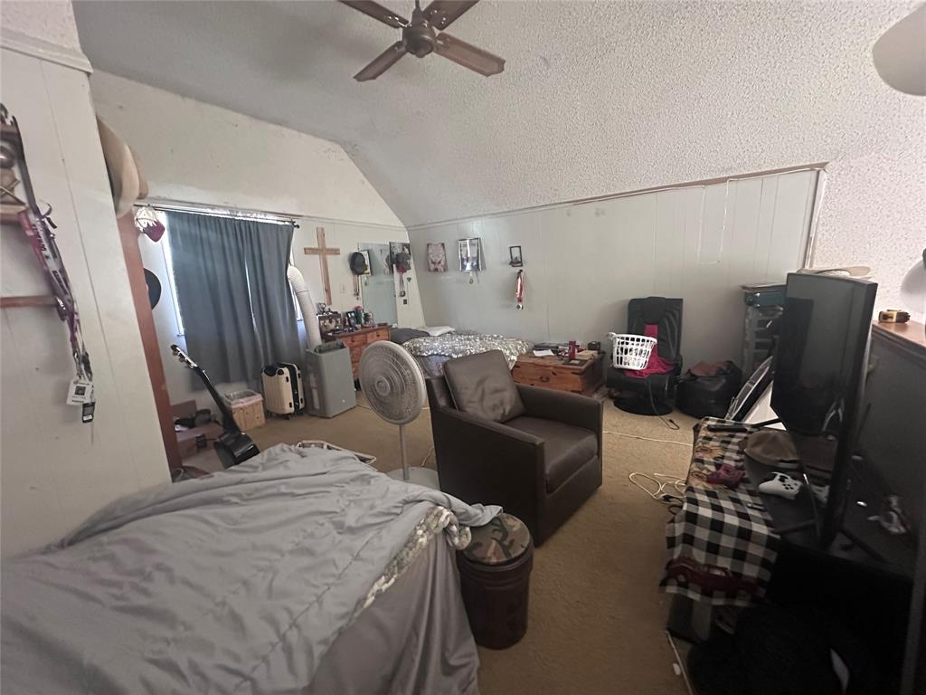 2709 Sky Harbour Drive Property Photo 3