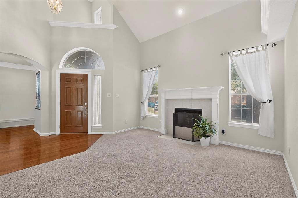 300 Cosbie Drive Property Photo 6