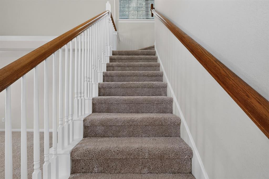 300 Cosbie Drive Property Photo 19