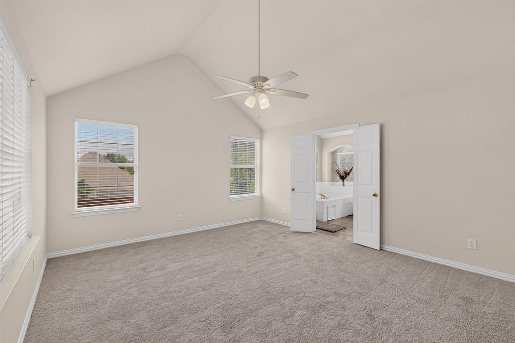 300 Cosbie Drive Property Photo 21