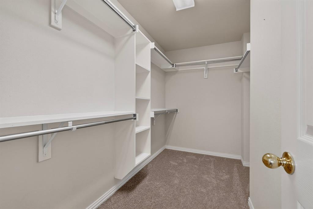 300 Cosbie Drive Property Photo 25
