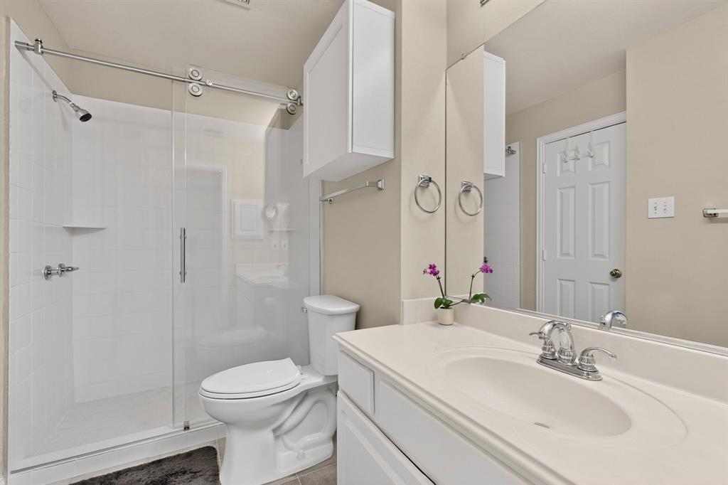 300 Cosbie Drive Property Photo 26