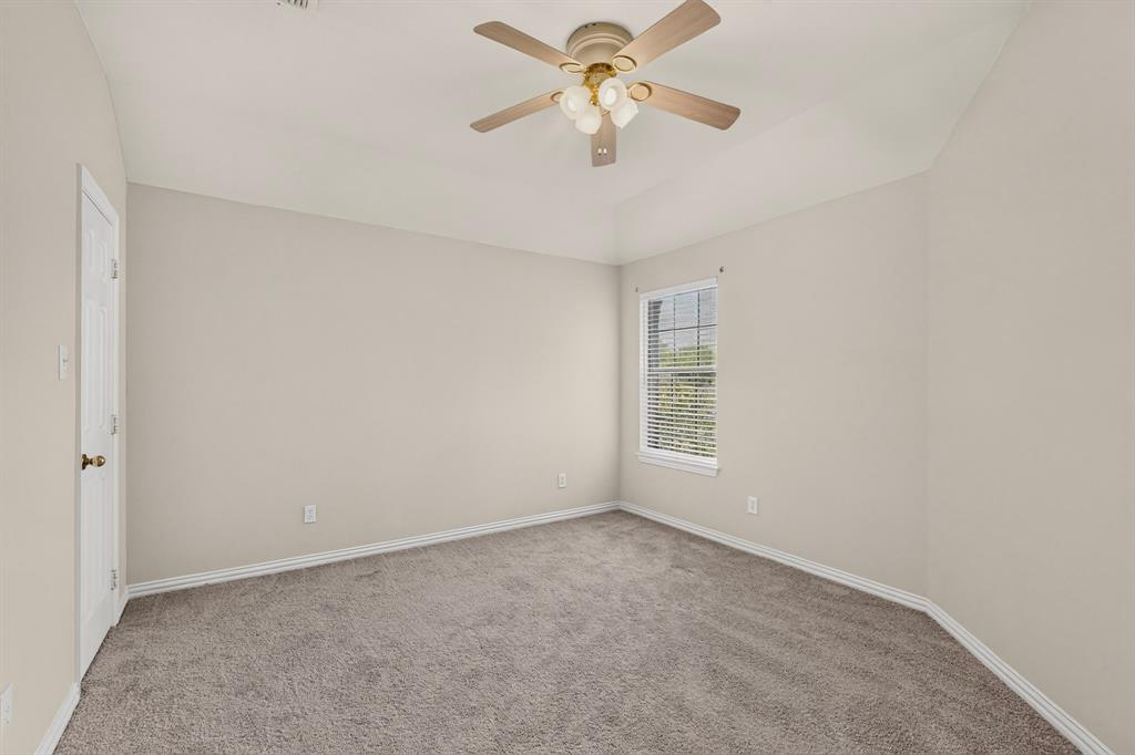 300 Cosbie Drive Property Photo 27