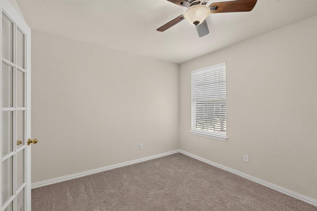 300 Cosbie Drive Property Photo 31