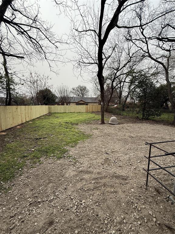 2640 Lawrence Street Property Photo 9