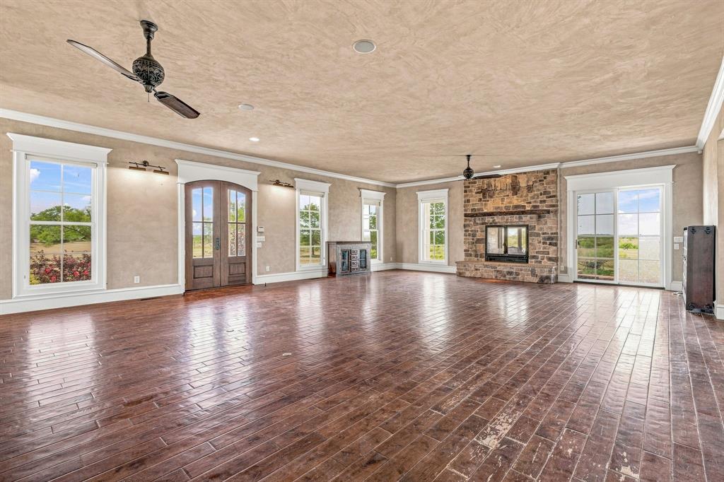 12824 Fm 1769 Property Photo 4