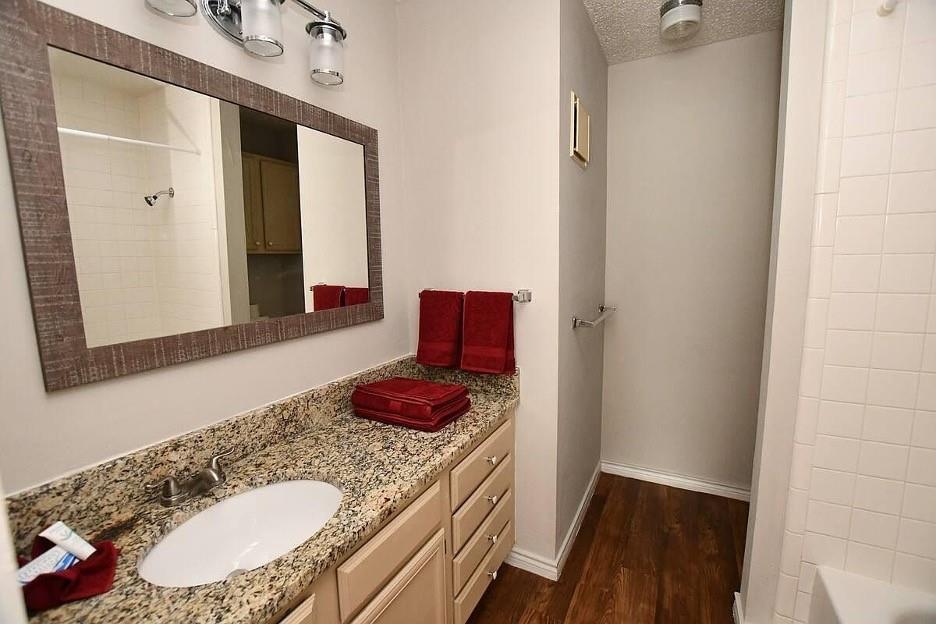 15151 Berry Trail 606 Property Photo 14