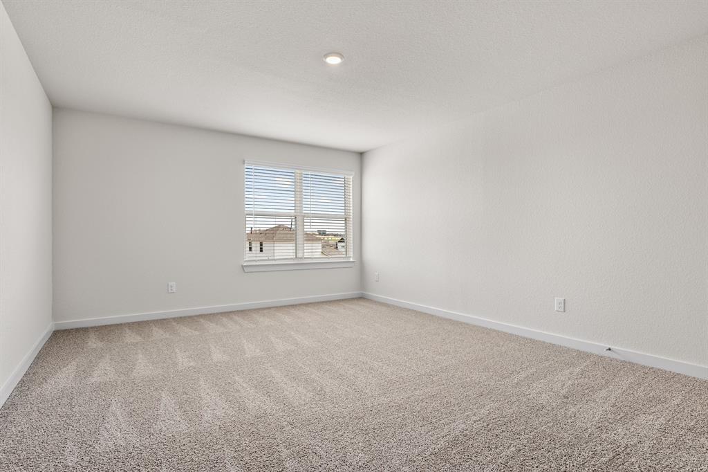 8304 Silverbow Drive Property Photo 7