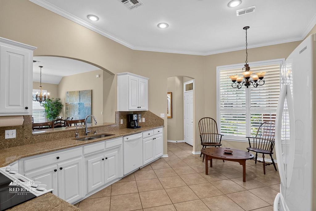 8048 Laurel Hill Drive Property Photo 22