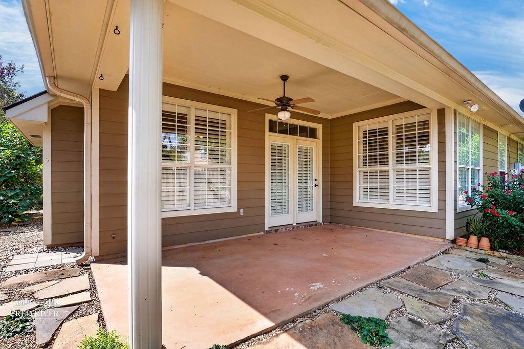 8048 Laurel Hill Drive Property Photo 32