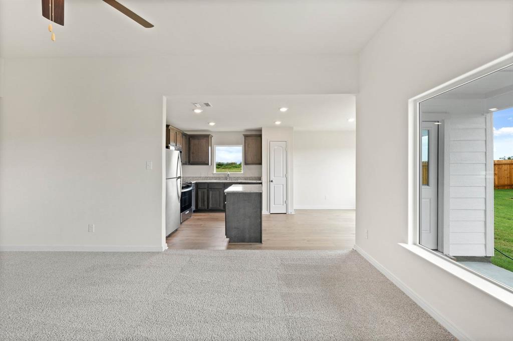 13429 Hang Fire Lane Property Photo 5