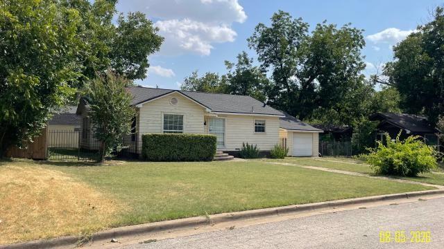 2332 Glencrest Drive Property Photo 1