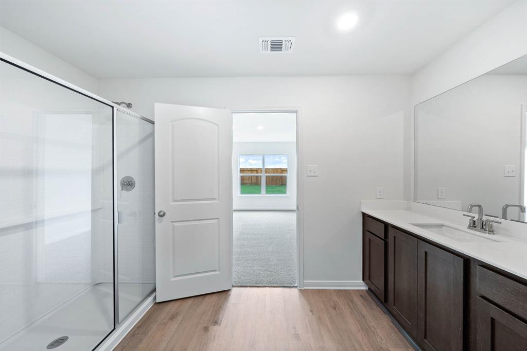 13429 Hang Fire Lane Property Photo 9