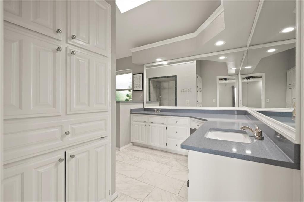 10200 Fieldcrest Drive Property Photo 25