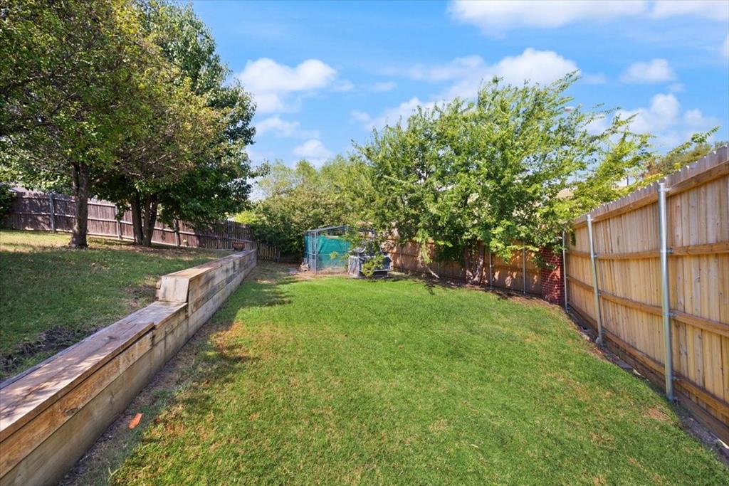 10200 Fieldcrest Drive Property Photo 40