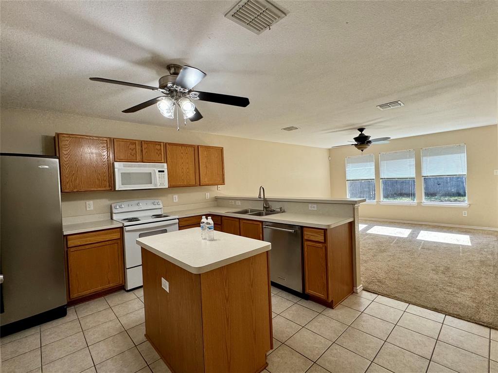 1713 Elm Street Property Photo 3