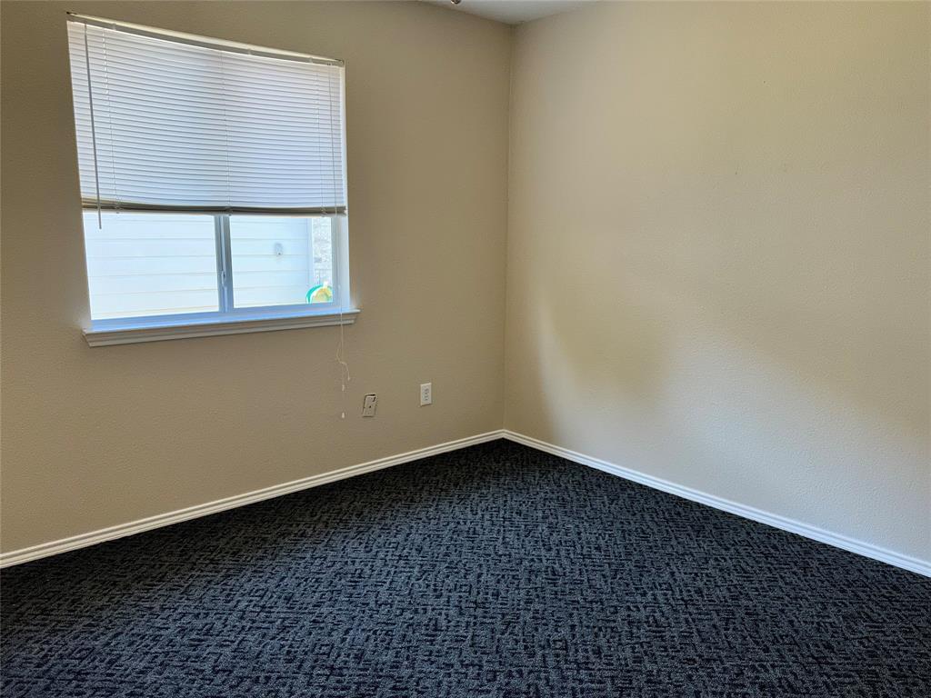 1713 Elm Street Property Photo 7