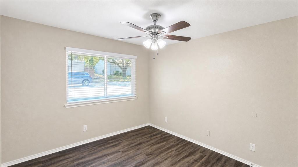 521 Pine Trail Drive Property Photo 16