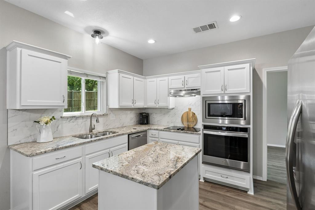 505 Big Oak Court Property Photo 3