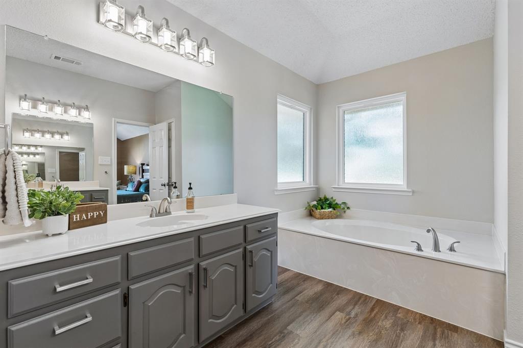 505 Big Oak Court Property Photo 18