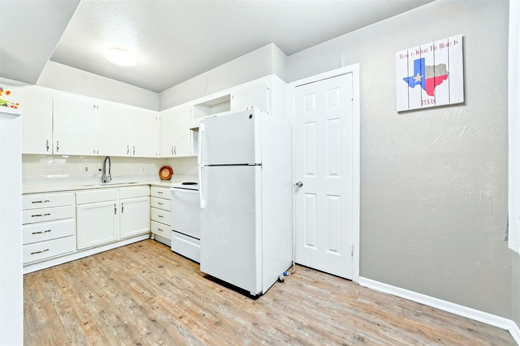 1417 Bennett Avenue G Property Photo 9
