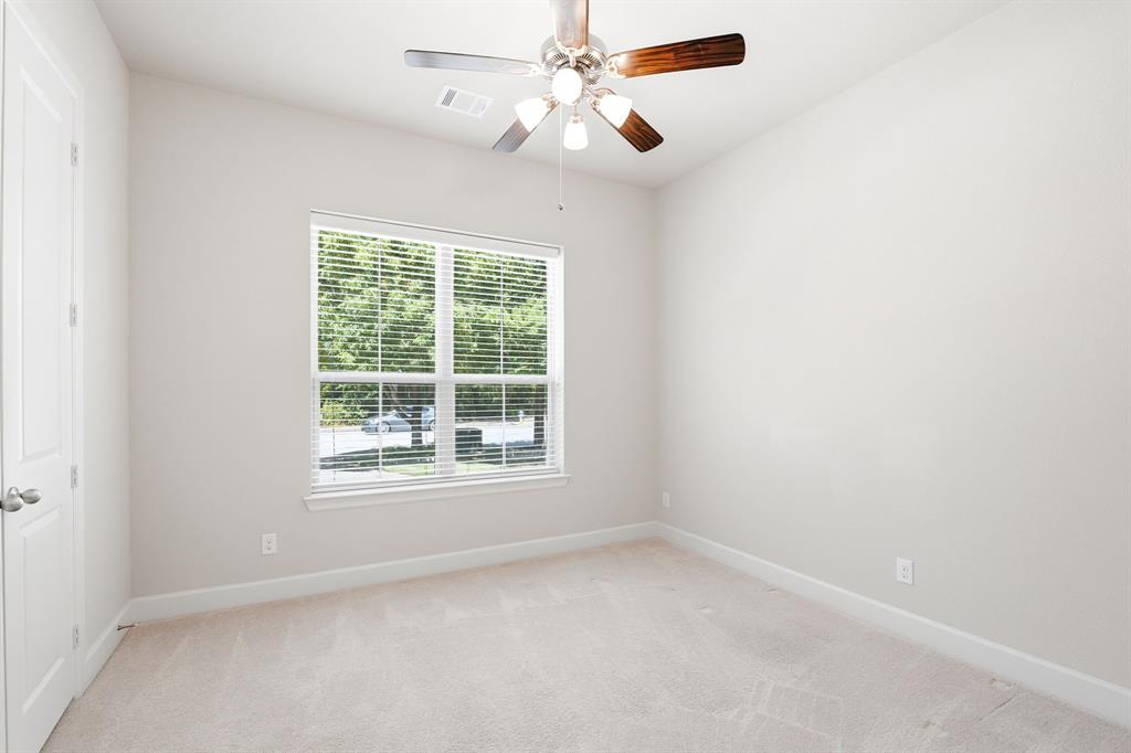1208 Caliche Trail Property Photo 15