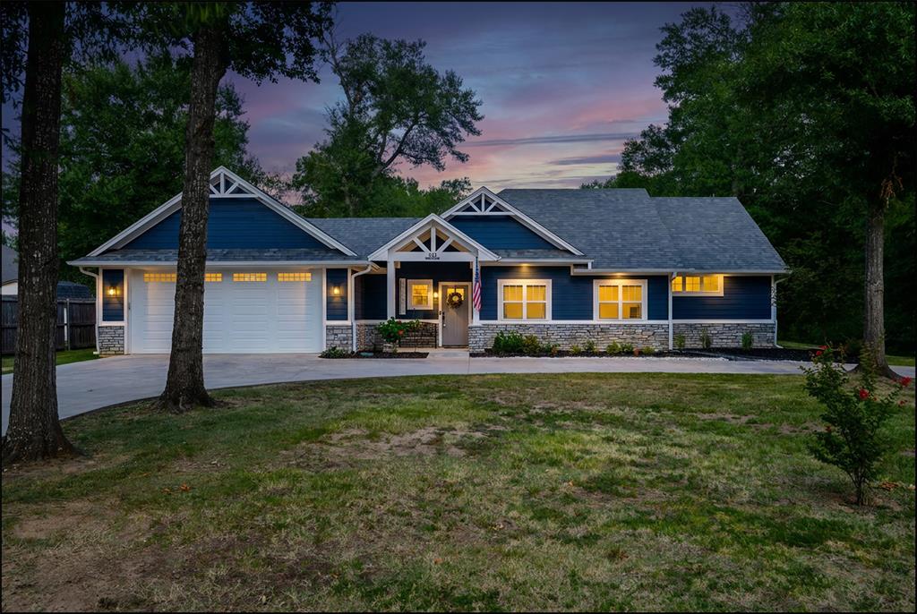 240 30th Street Property Photo 1