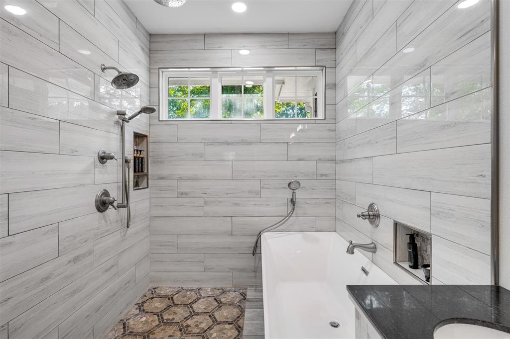 240 30th Street Property Photo 14