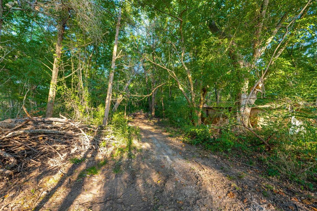 240 30th Street Property Photo 32