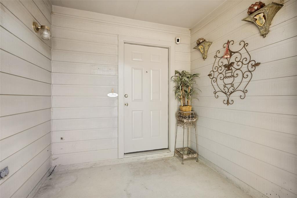 2228 Overlook Lane Property Photo 3