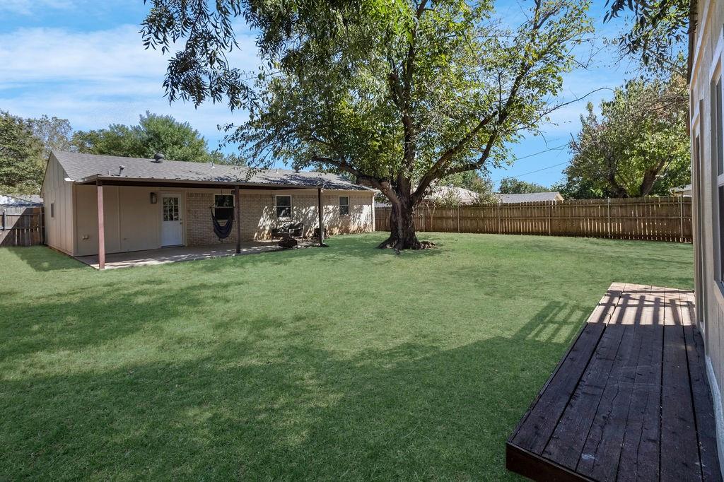 1215 Aransas Drive Property Photo 29