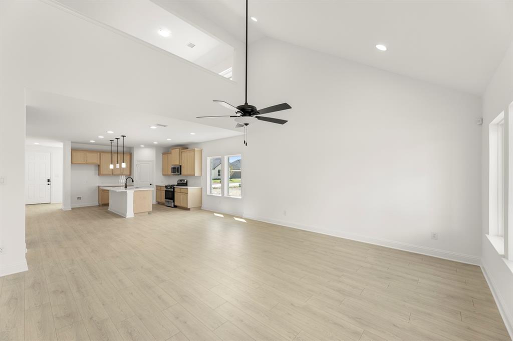 2519 Sturgis Street Property Photo 8