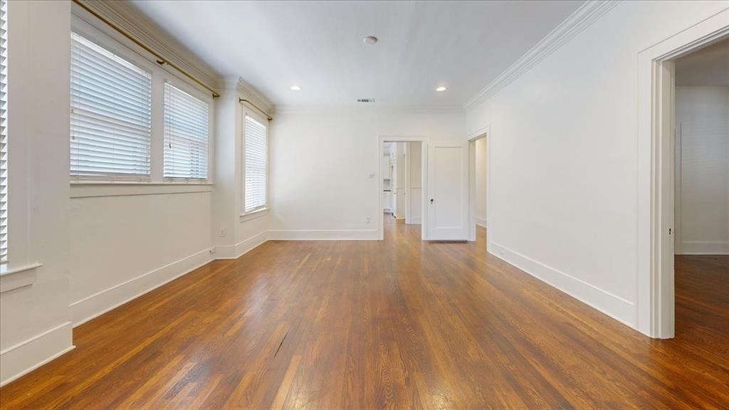 826 Cedar Hill Avenue Property Photo 6