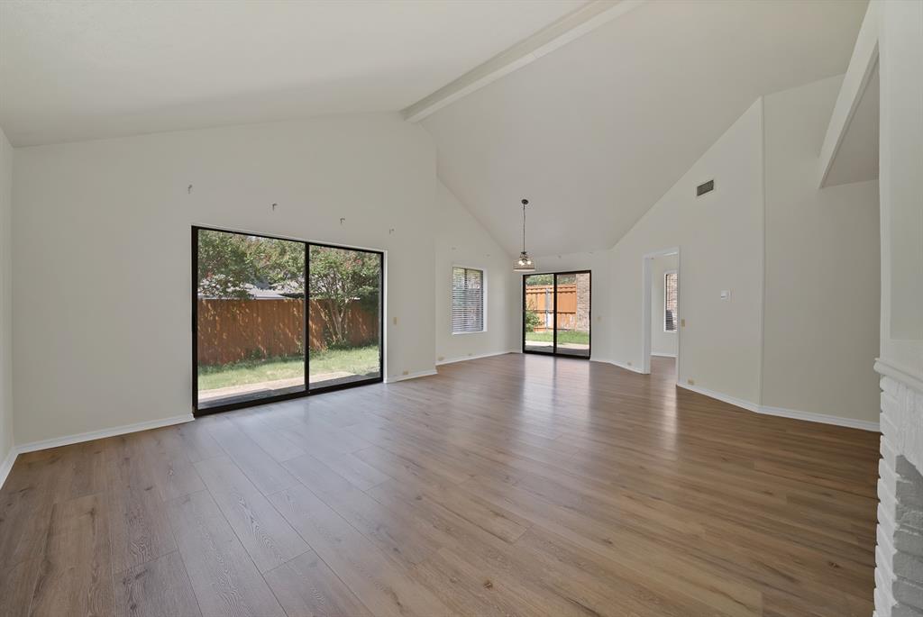 4021 Winter Park Lane Property Photo 5