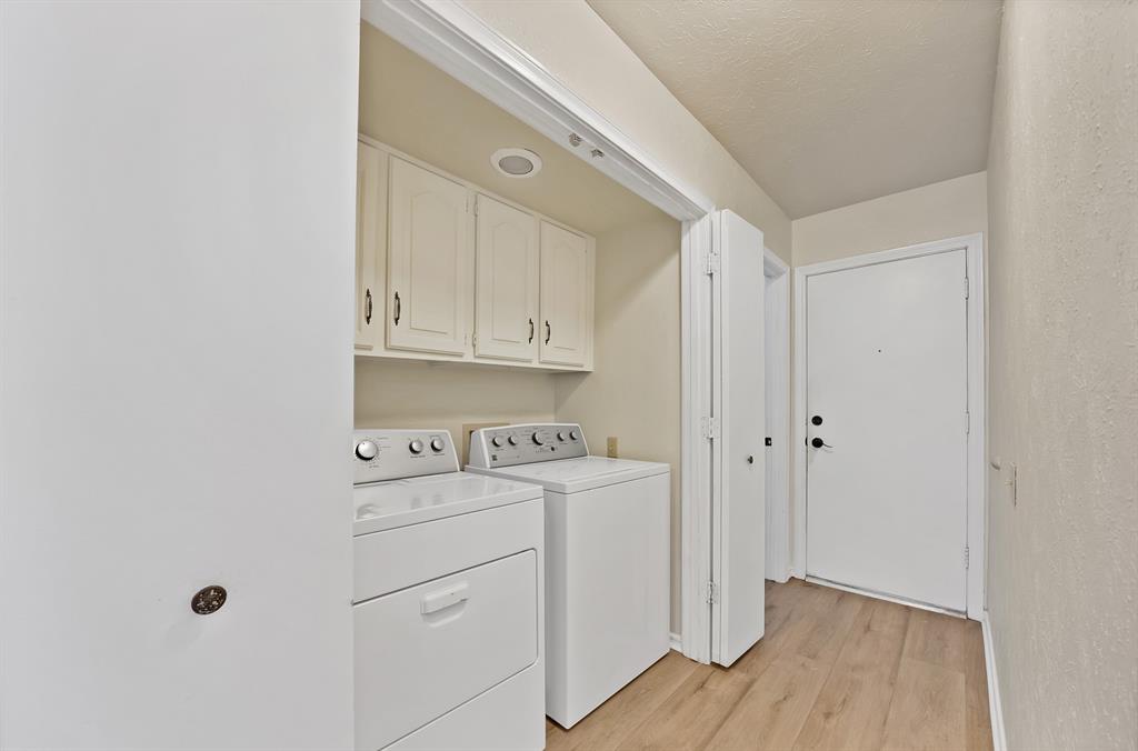 4021 Winter Park Lane Property Photo 29