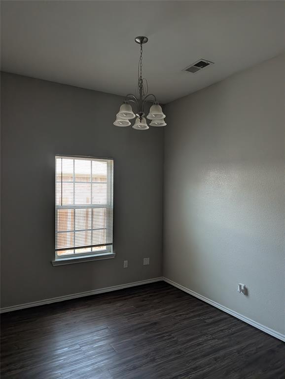 7237 Autumn Run Drive Property Photo 8