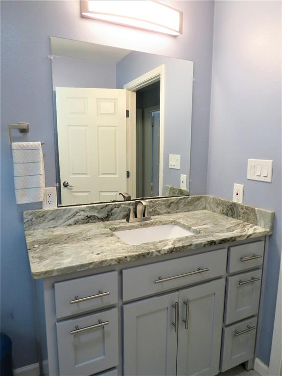 1026 Thomas Street Property Photo 10