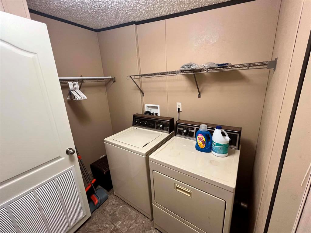 10 Sol Court Property Photo 18