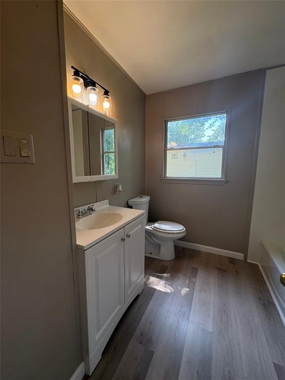 6301 Canal Boulevard Property Photo 9