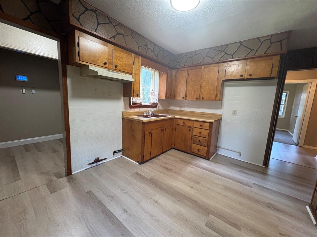 6301 Canal Boulevard Property Photo 10