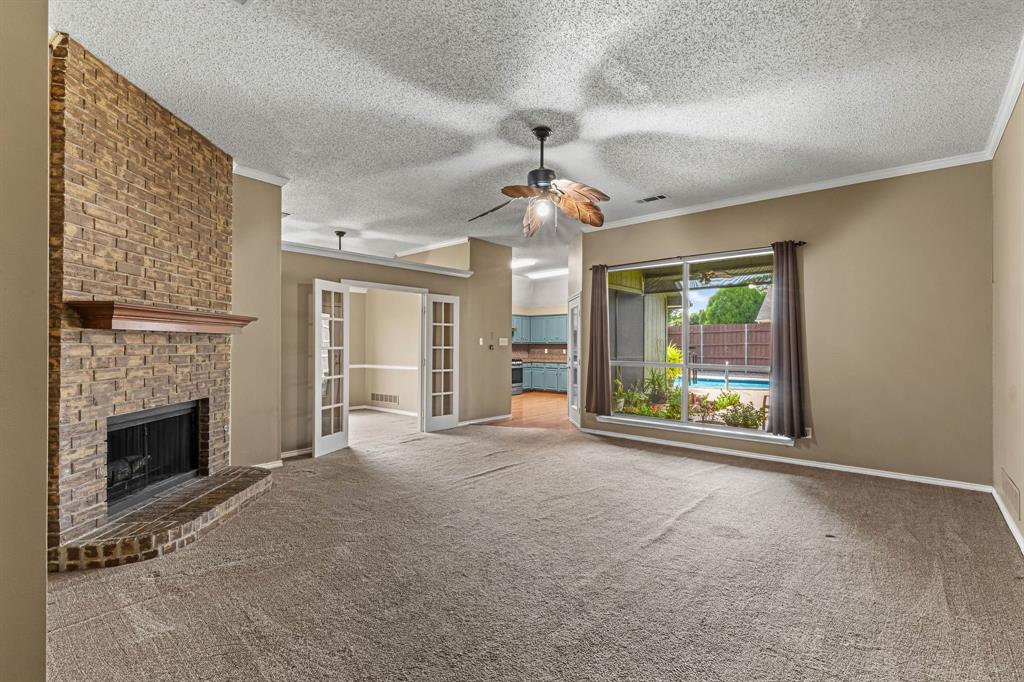 2037 Vista Drive Property Photo 5