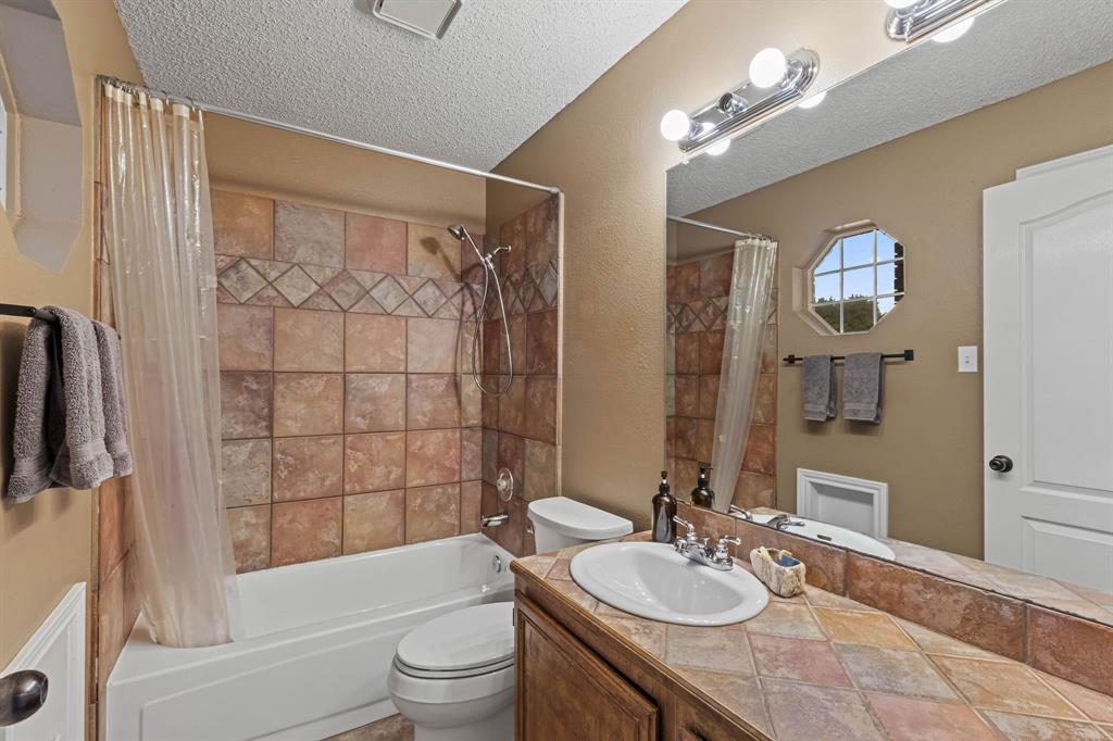 2037 Vista Drive Property Photo 6