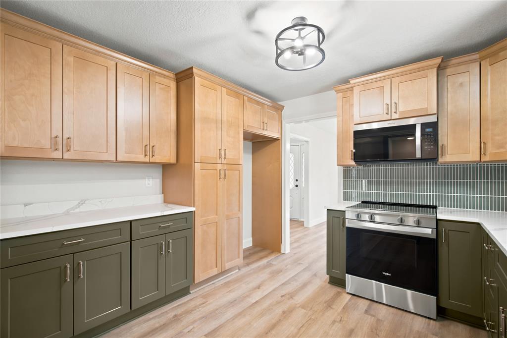 2909 Redwood Drive Property Photo 1